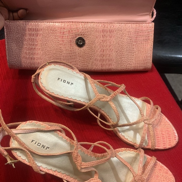 Can’t wear them anymore…assorted Size 8 shoes….$8 a pair - Picture 14 of 15